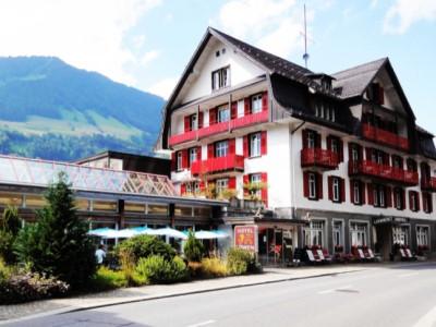 Hotel Loewen Lungern Exteriér fotografie