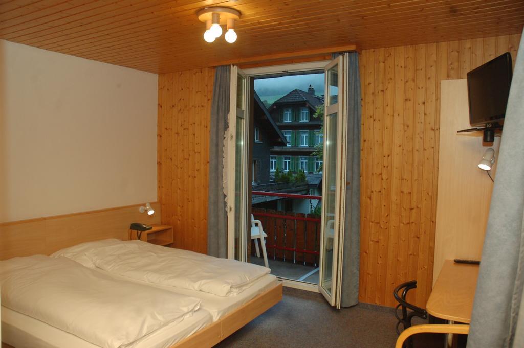 Hotel Loewen Lungern Exteriér fotografie