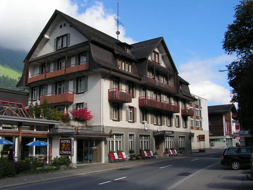 Hotel Loewen Lungern Exteriér fotografie